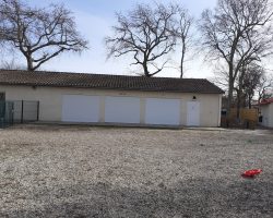 Salle commune "Les Pins" Salle commune "Les Pins"