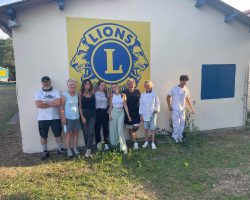 Une partie de l'équipe "service" Une partie de l'équipe "service"